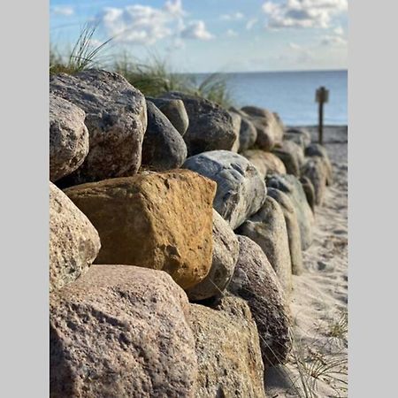 Ferienwohnung am Südstrand auf Fehmarn, Hafenblick Exterior foto