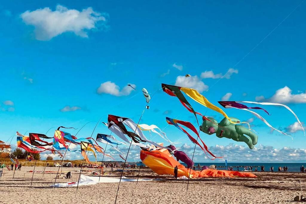 Ferienwohnung am Südstrand auf Fehmarn, Hafenblick Exterior foto